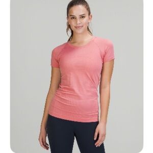 Lululemon Swiftly Tech Short-Sleeve 2.0